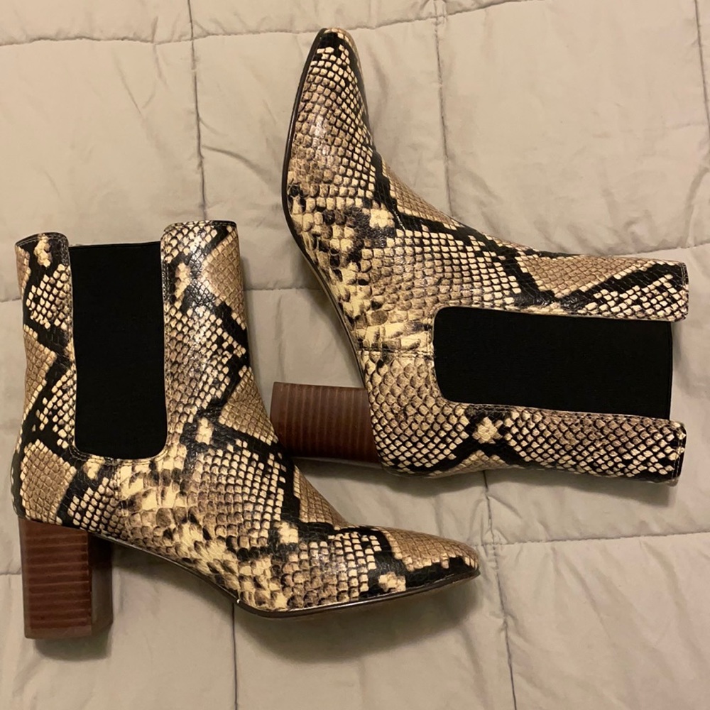 Size 7.5 Jcrew booties